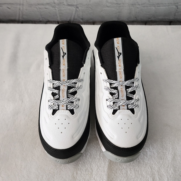 Mizuno Spike Swift 8 Softball Metal Cleats 11GM236009 - Picture 2 of 7